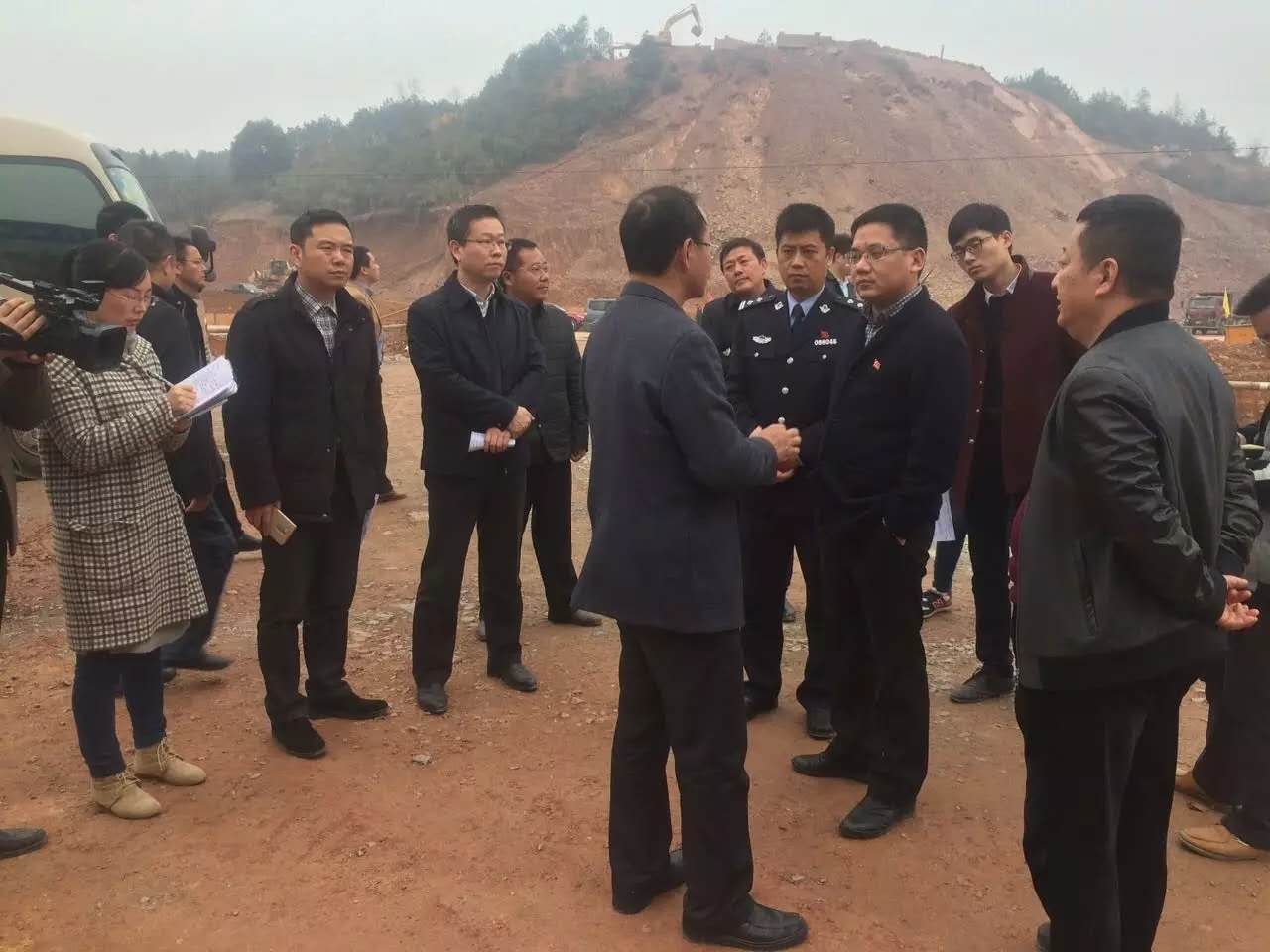 郭峰市長(zhǎng)督查德興汽車城項(xiàng)目建設(shè)情況