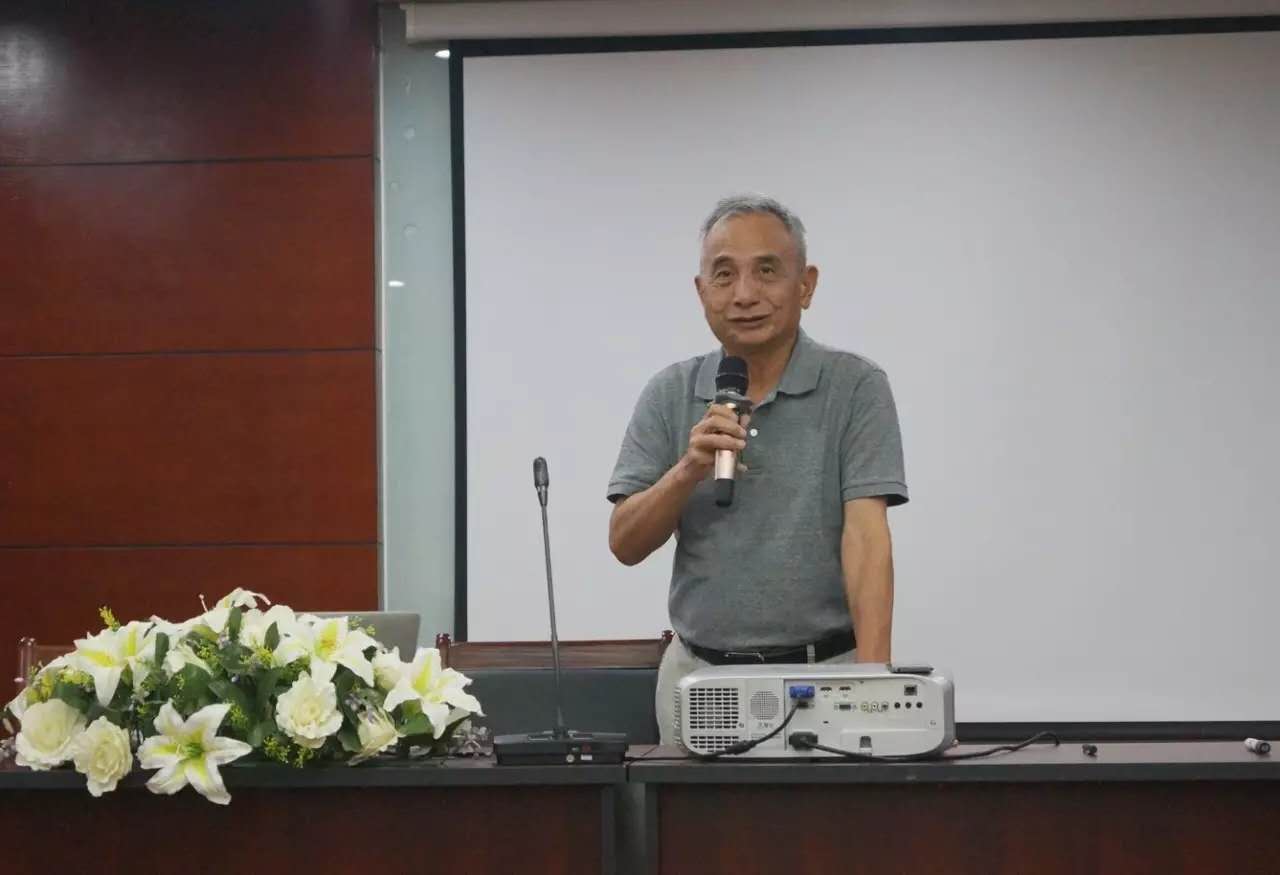 吉陽(yáng)集團(tuán)率下屬中高層管理人員到山東銀田學(xué)習(xí)考察