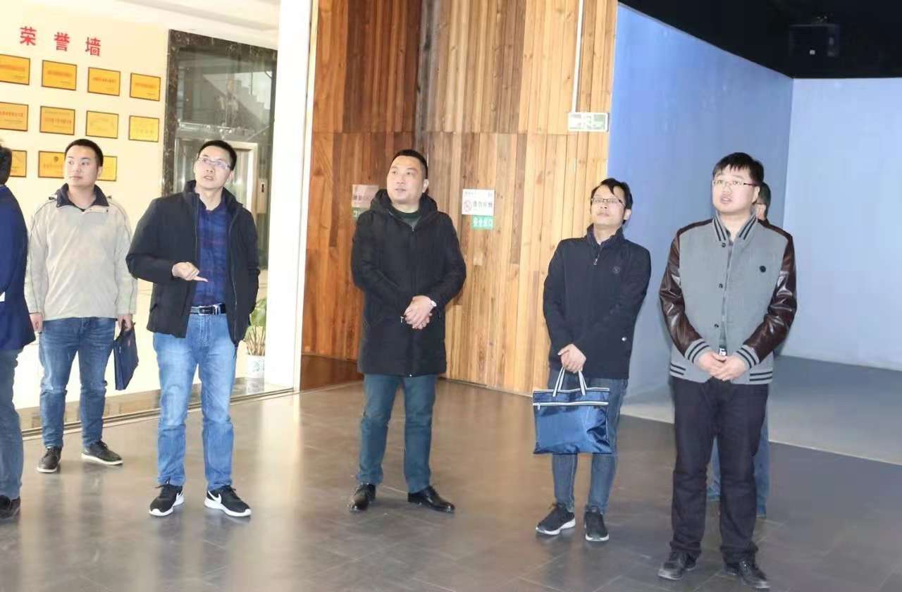 貴州省政府發(fā)展研究中心副主任程進(jìn)一行蒞臨黔東南銀田農(nóng)產(chǎn)品物流...