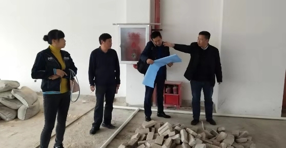 黔東南州農(nóng)產(chǎn)品質(zhì)量安全檢測 中心主任劉文峰到貴州銀田物流園指導(dǎo)...